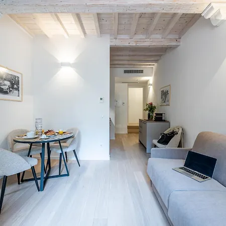 Algila Lifestyle Tornabuoni Apartment