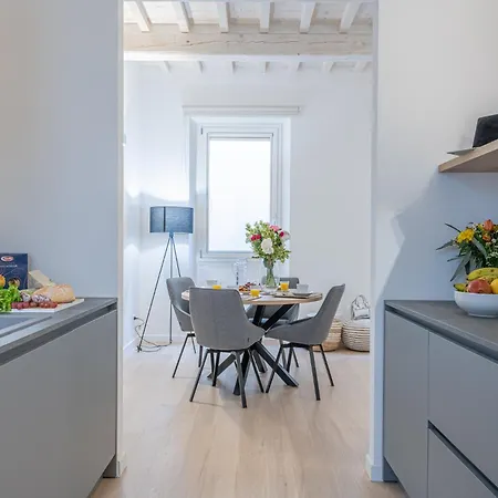 Algila Lifestyle Tornabuoni Apartment